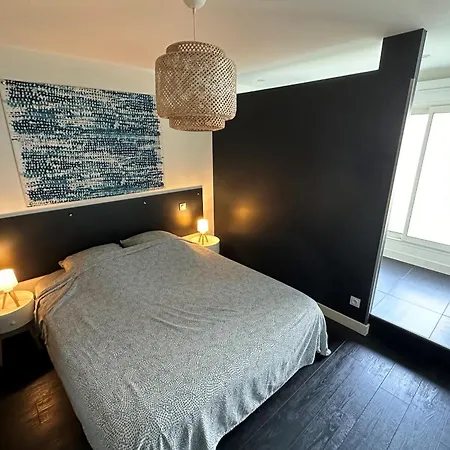 דירה Cocoon Close To The Sea In