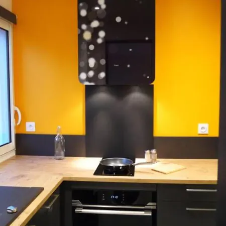 Apartament Cocoon Close To The Sea In